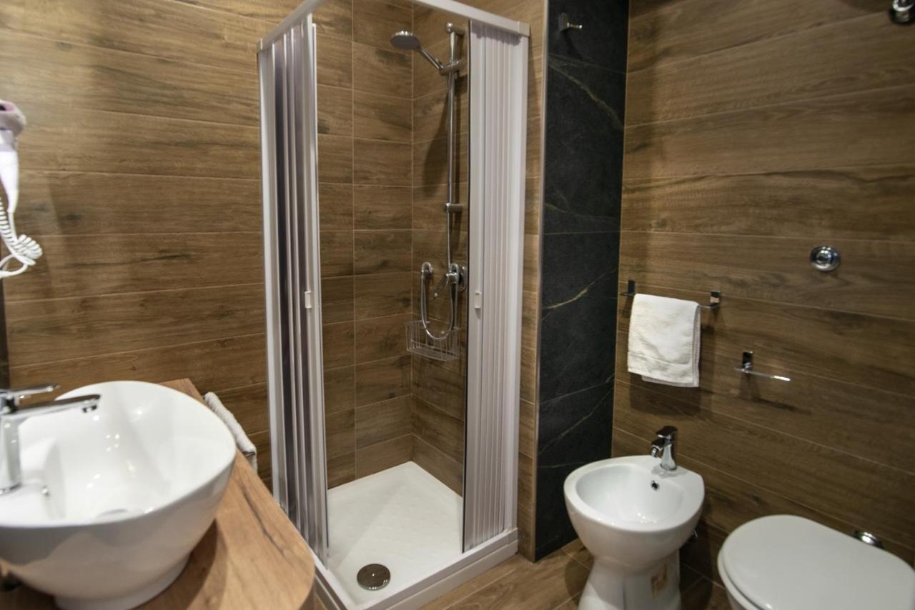Bed and Breakfast Vivi A Napoli Экстерьер фото