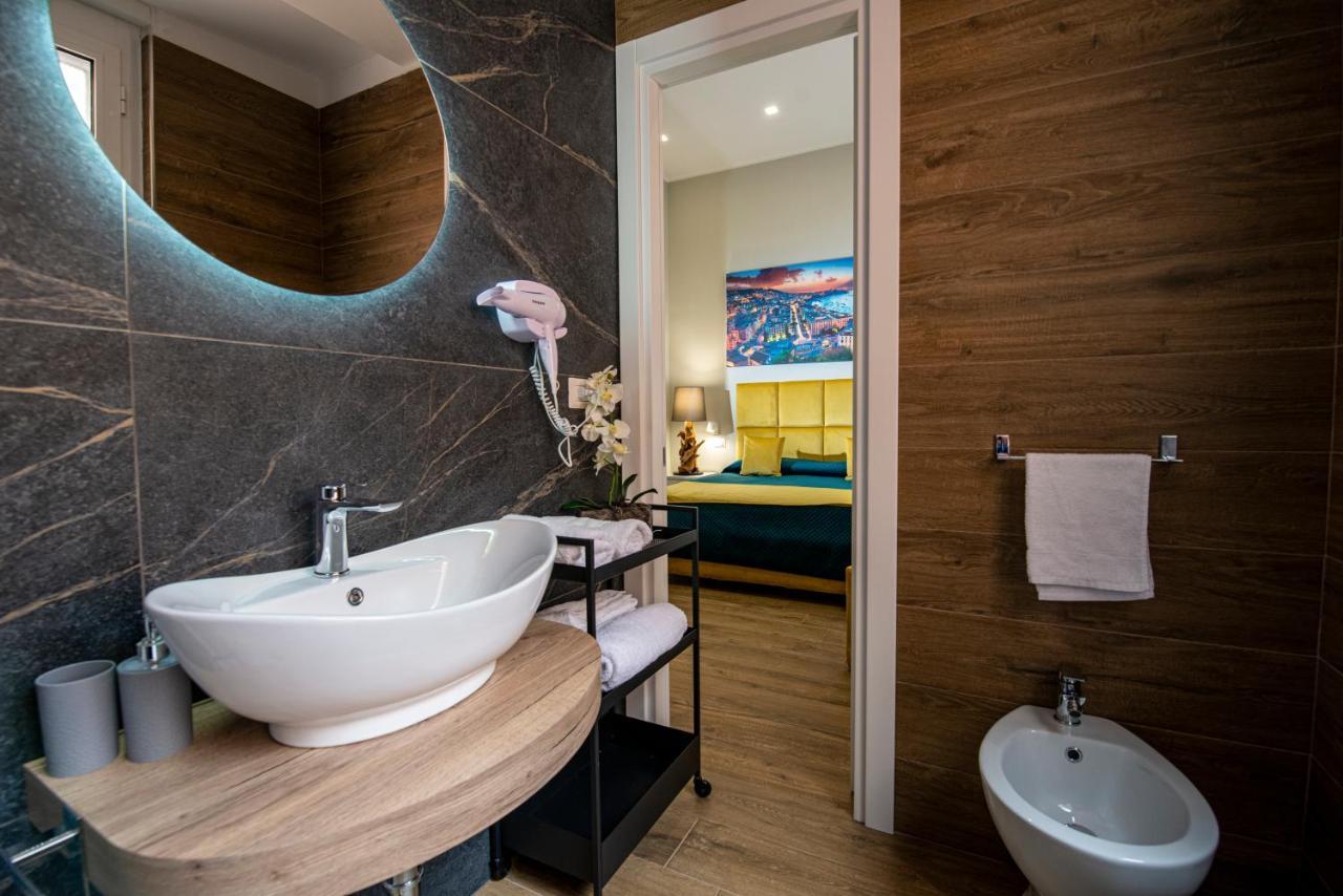 Bed and Breakfast Vivi A Napoli Экстерьер фото